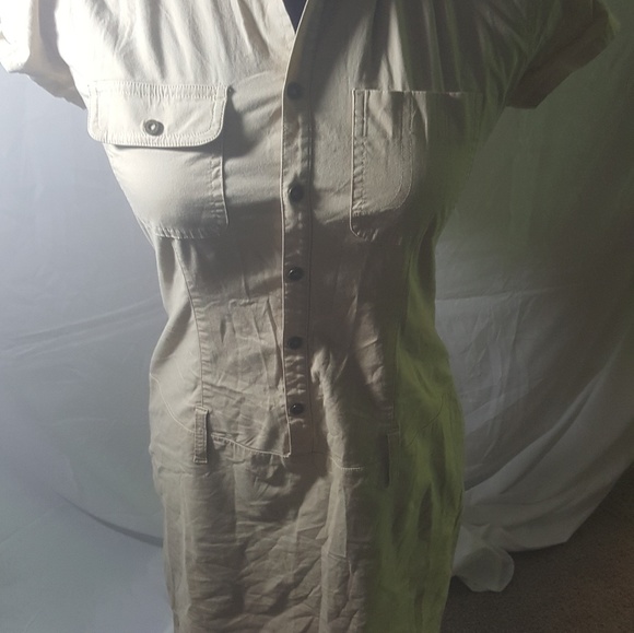 Cloth - Picture 3 of 4